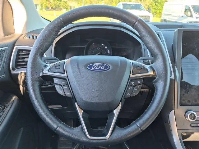 Used 2024 White Ford SEL image 31