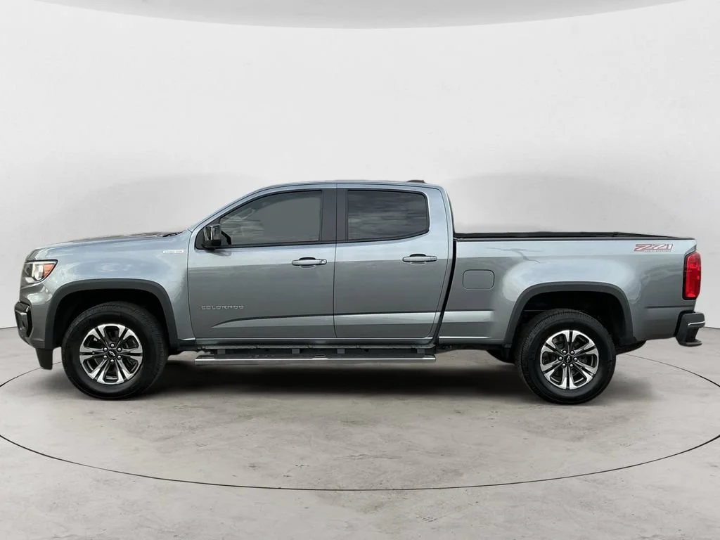 Used 2021 SATIN STEEL METALLIC Chevrolet 4WD Z71 image 8