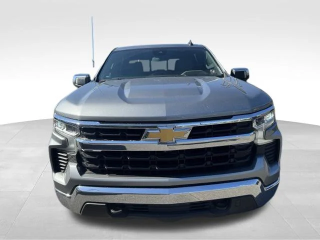 Used 2023 Gray Chevrolet LT image 2