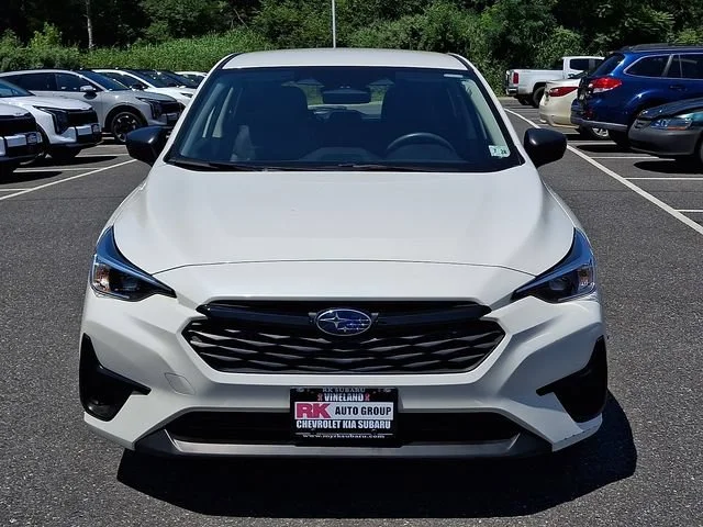 Used 2024 White Subaru  image 3