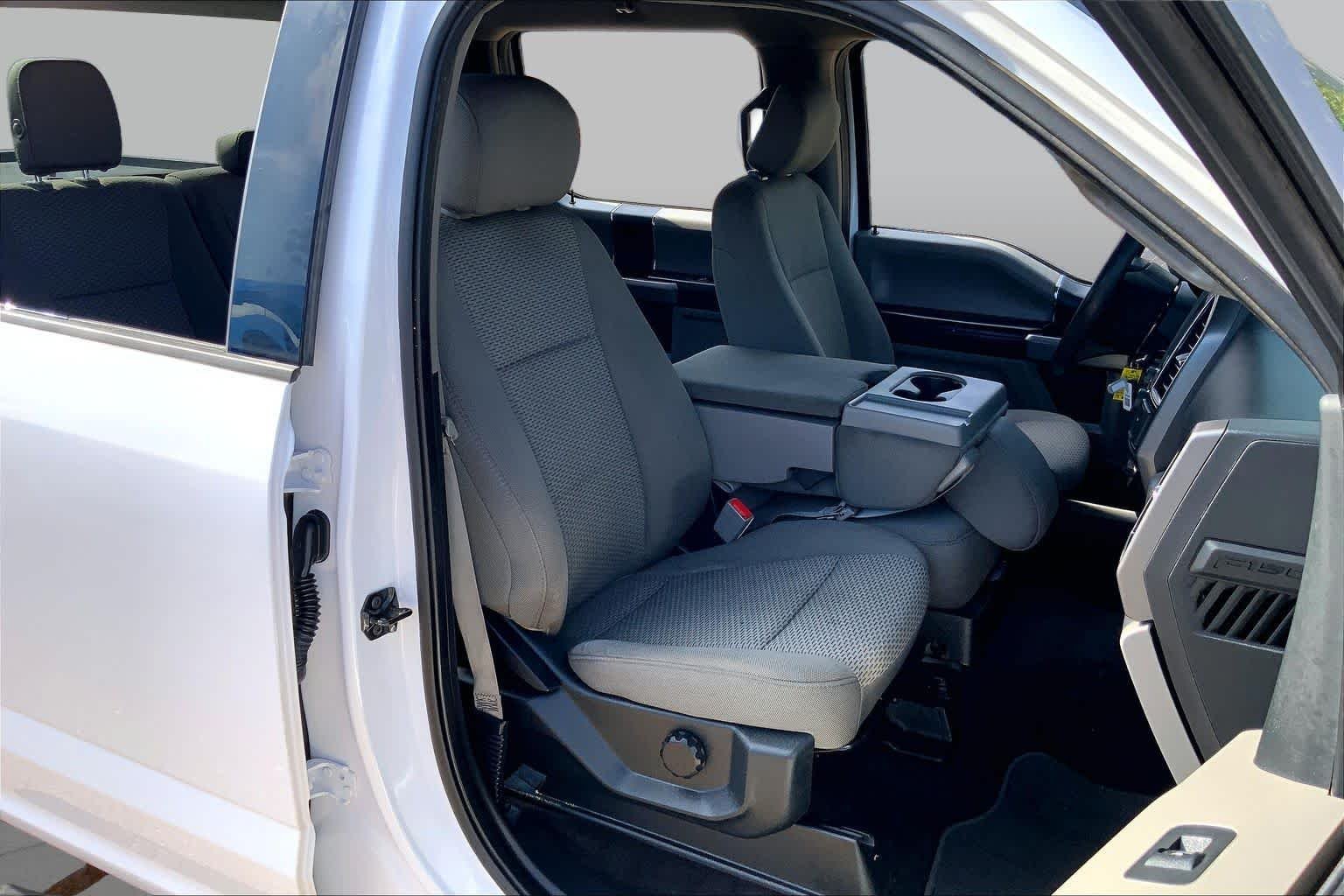 Pre-Owned 2019 Ford F-150 XLT