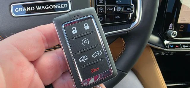 New 2026 Gray Jeep Summit Reserve image 44