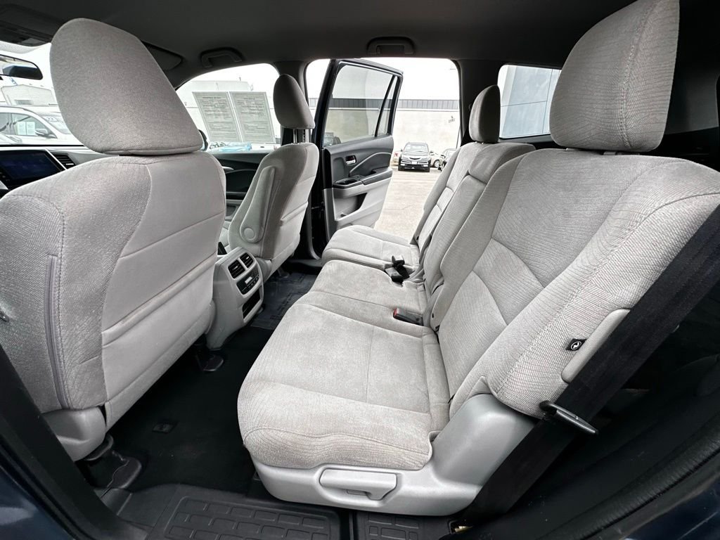 Used 2016 Blue Honda EX image 18