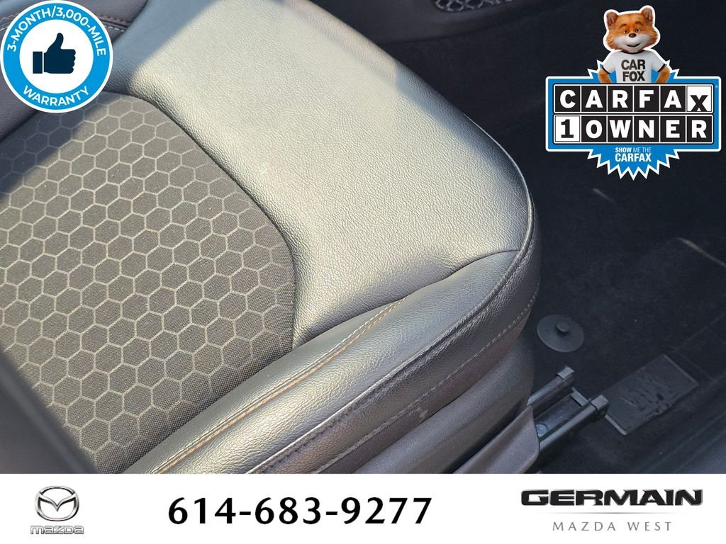 Used 2020 White Jeep Latitude image 29