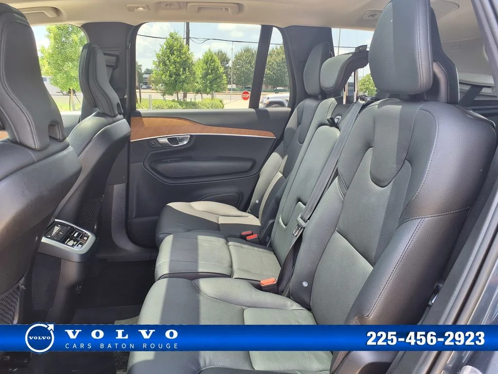 Certified Used 2024 Blue Volvo B5 Plus image 17