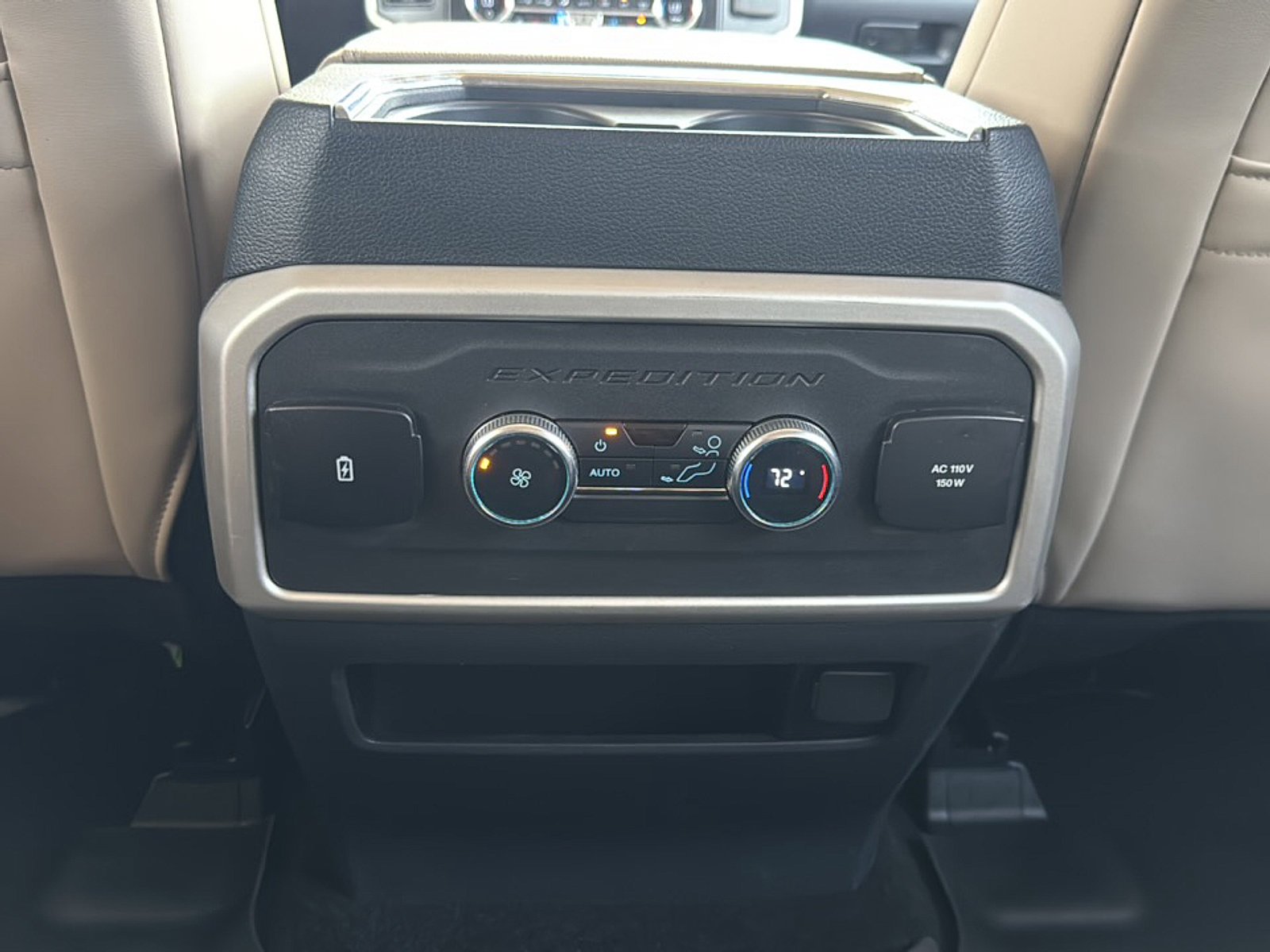 Used 2022 Star White Metallic Tri Coat Ford XLT image 22