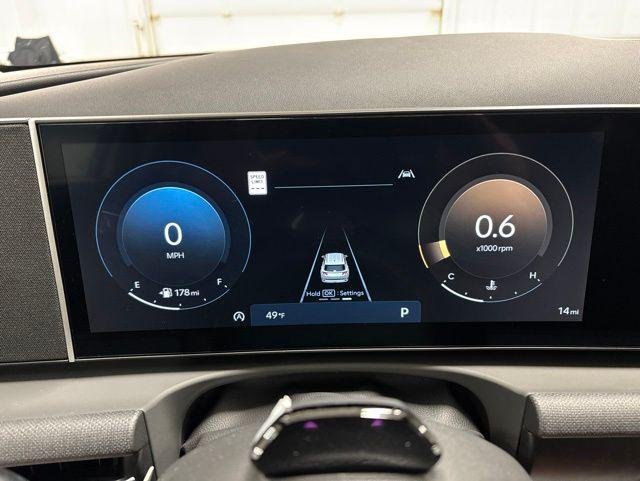 New 2026 Silver Hyundai SEL Premium AWD image 15