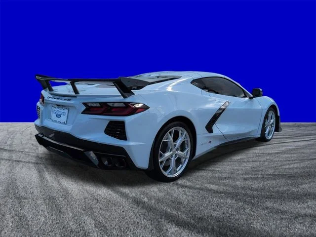 Certified Used 2024 Ceramic Matrix Gray Metallic Chevrolet Stingray image 4