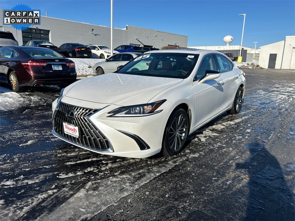2025 LEXUS ES - Image 3
