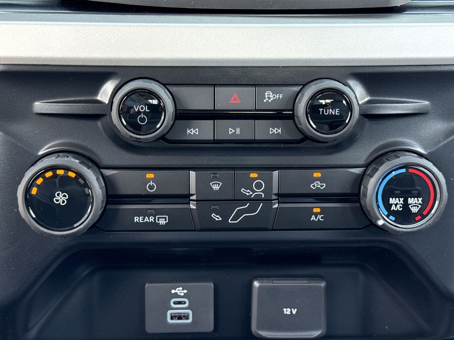 2025 Ford F-350 Super Duty Chassis Cab XL - Photo 7