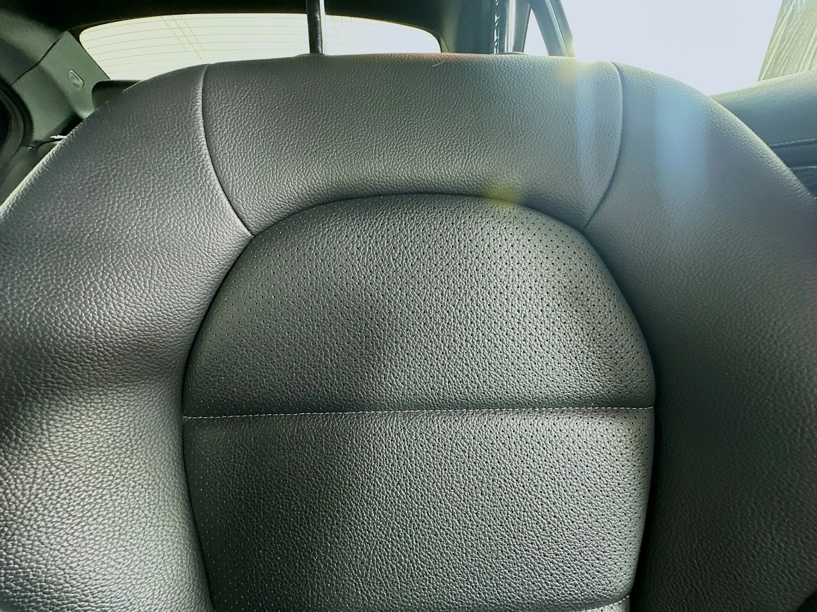 Used 2016  Mercedes-Benz  image 37