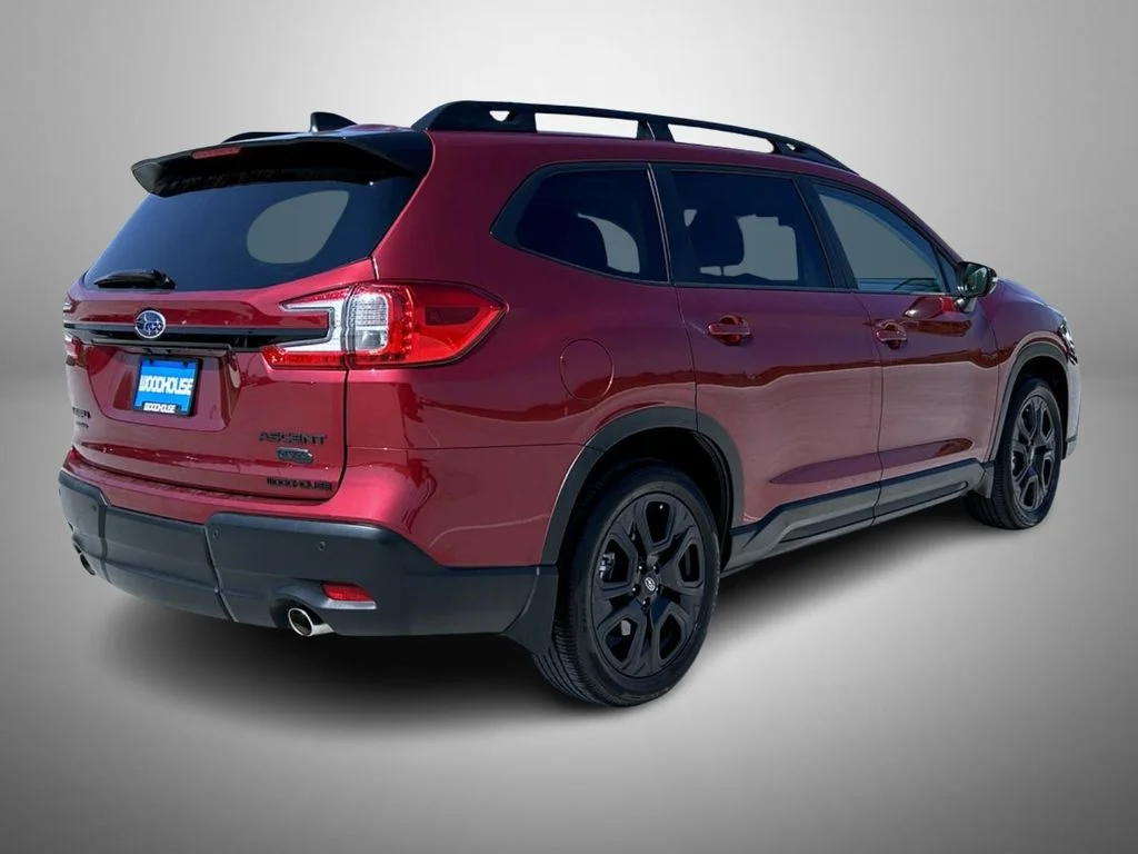 Used 2023 Red Subaru Onyx Edition image 5