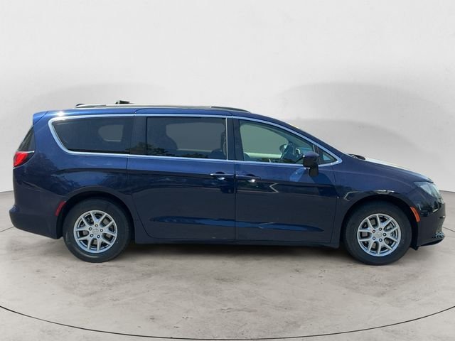 Used 2020 Blue Chrysler LX image 6