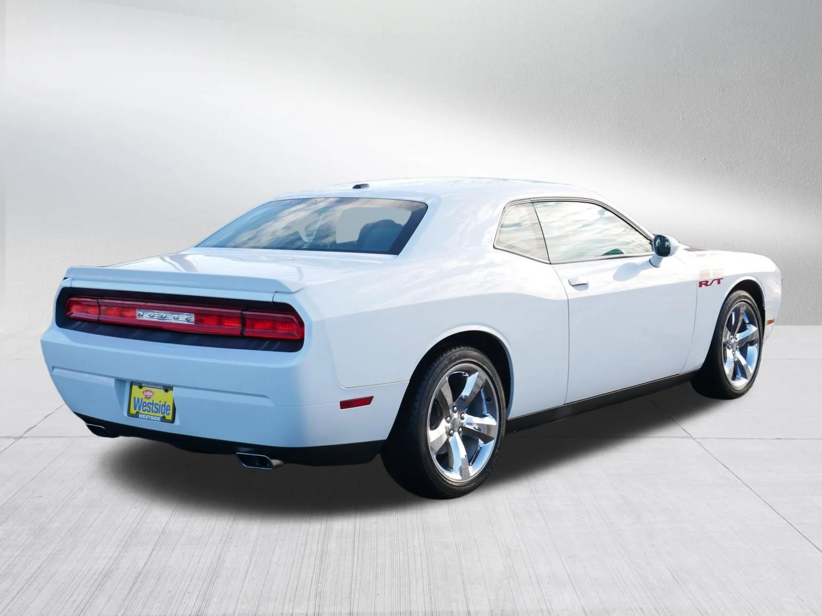 Used 2013 Bright White Dodge R/T image 7