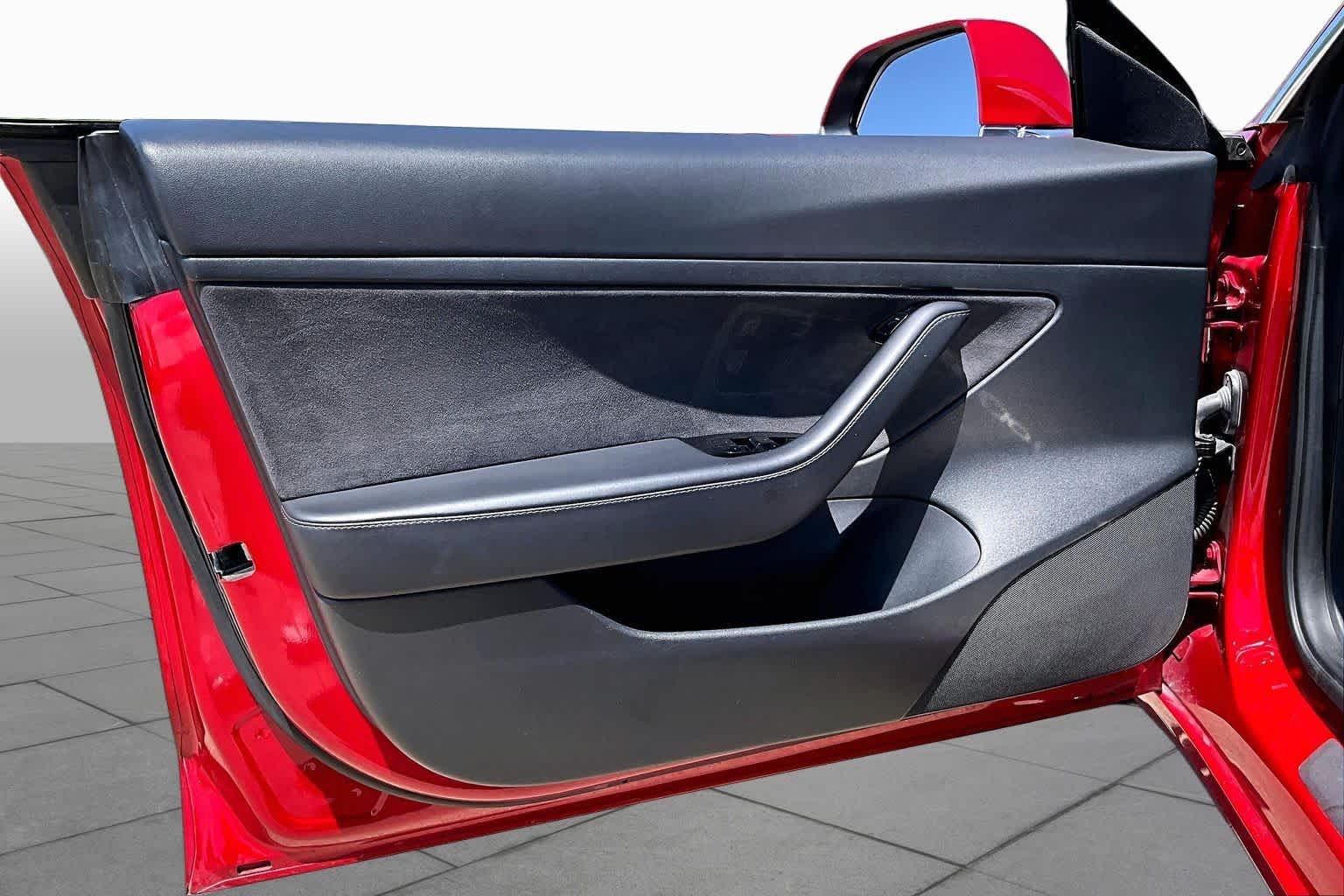 Used 2020 Red Multi-Coat Tesla Standard Range Plus image 18