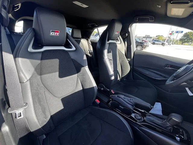 New 2026 Ice Cap Toyota Auto (Natl) image 9
