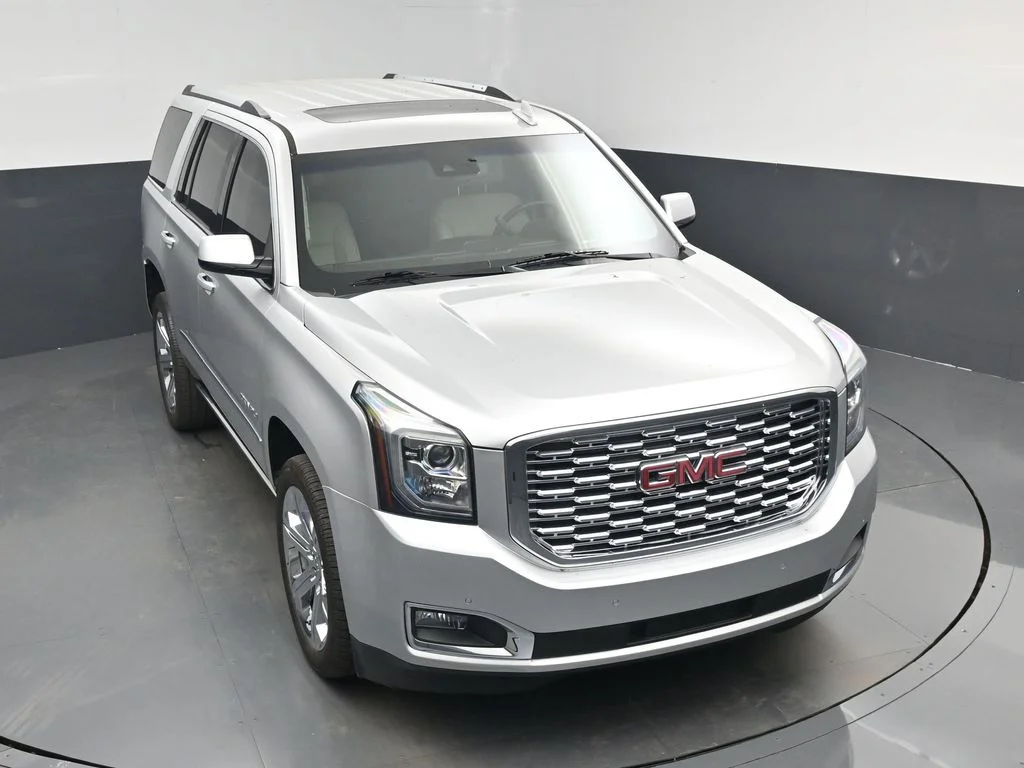 Used 2020 Silver GMC Denali image 26