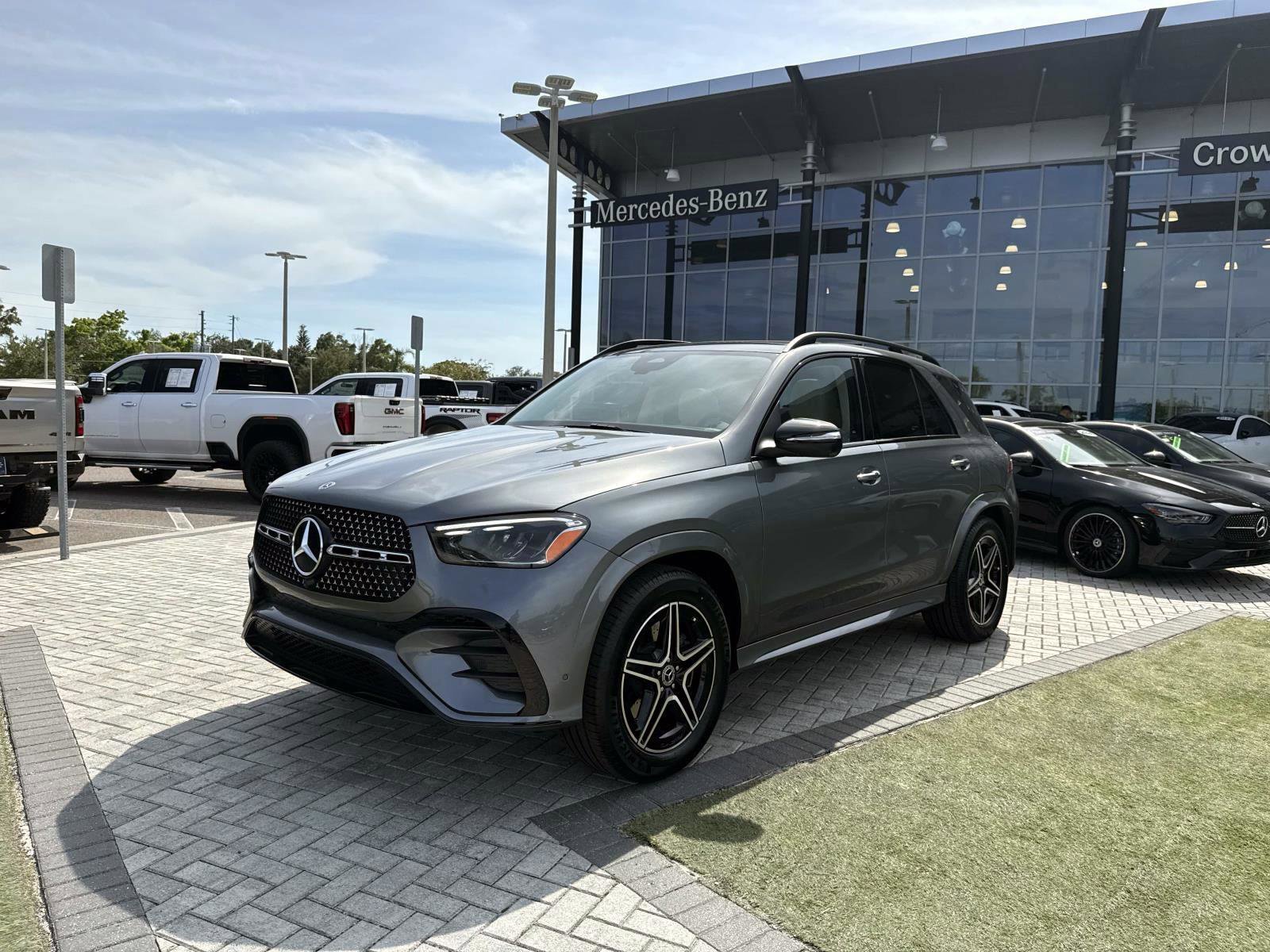 New 2026 Gray Metallic Mercedes-Benz 350 SUV image 2