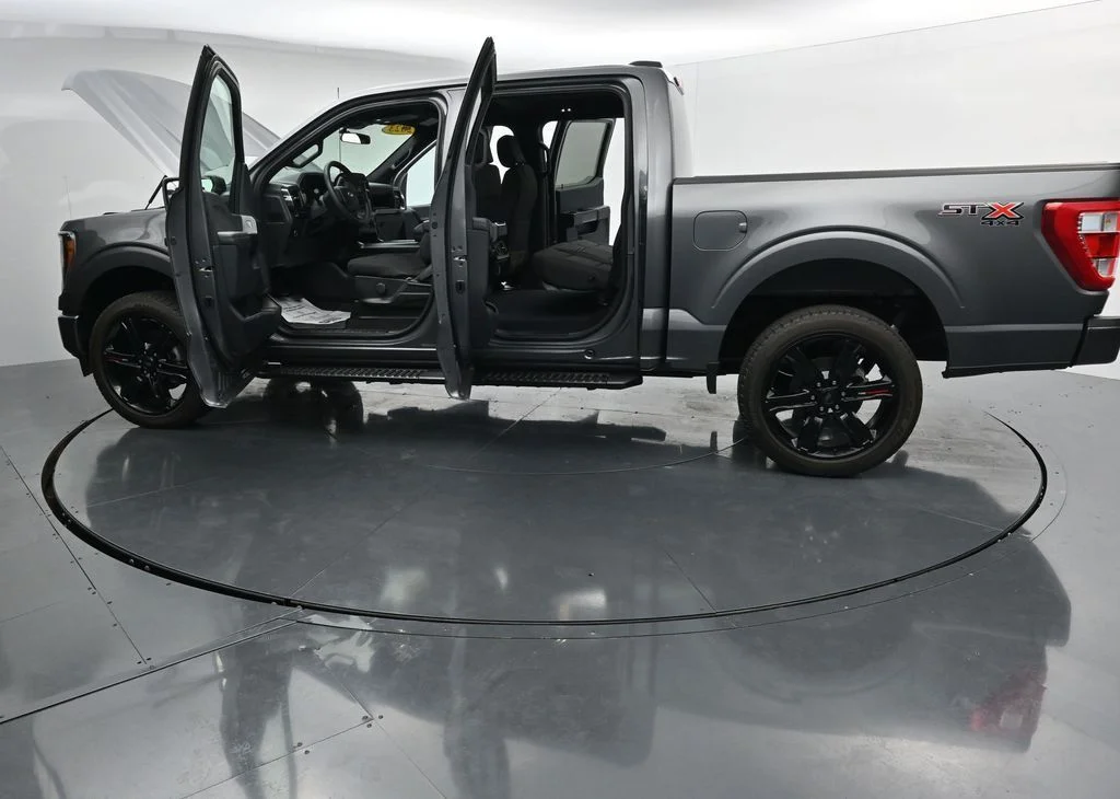 Used 2023 Gray Ford XL image 41