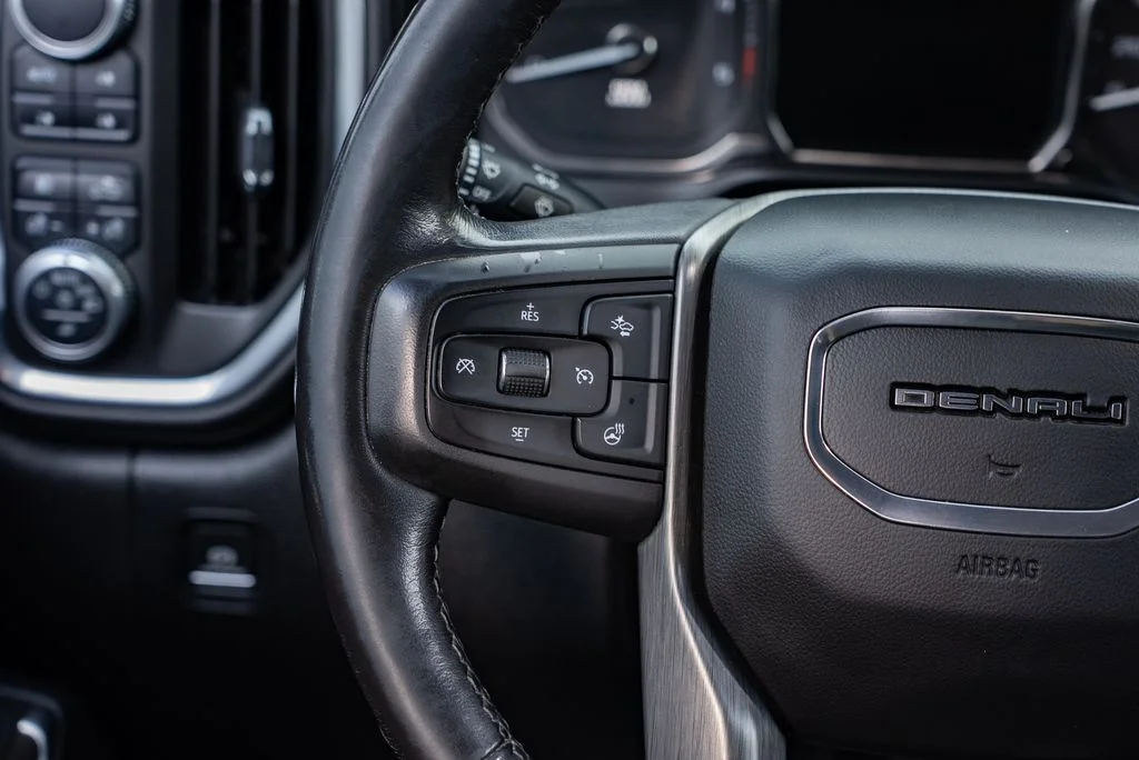 Used 2020 Black GMC Denali image 14
