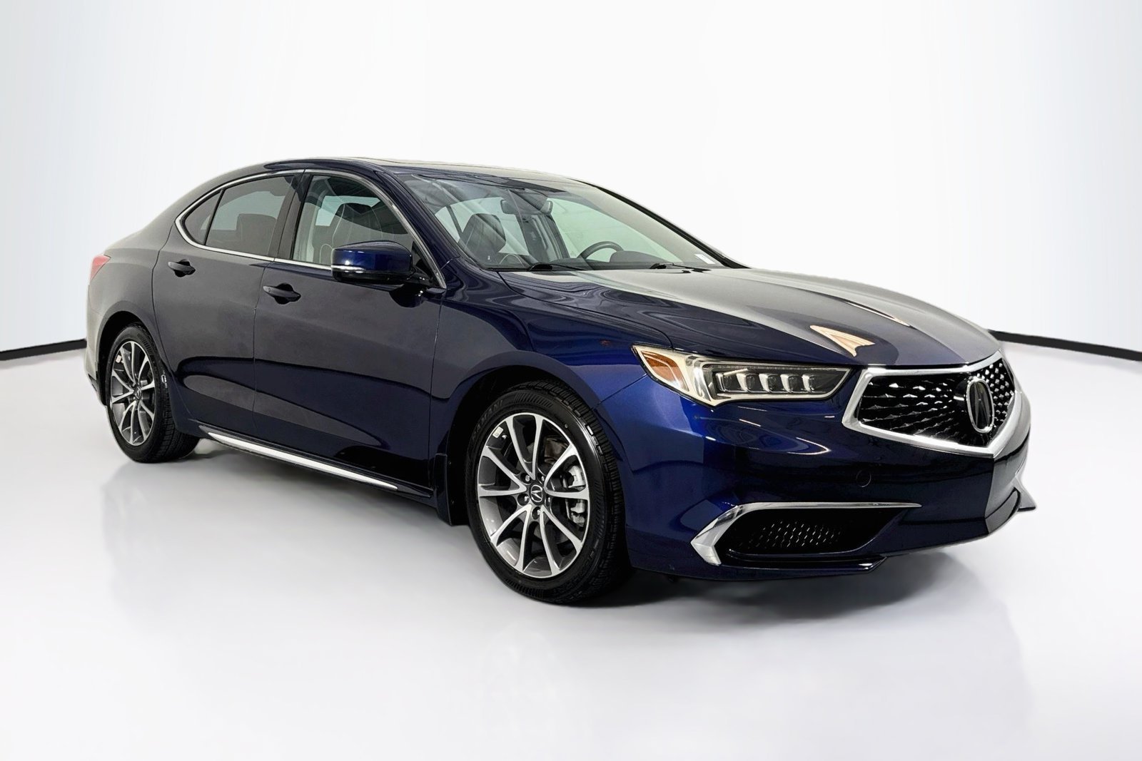 Used 2018 Fathom Blue Pearl Acura w/Technology Pkg image 3