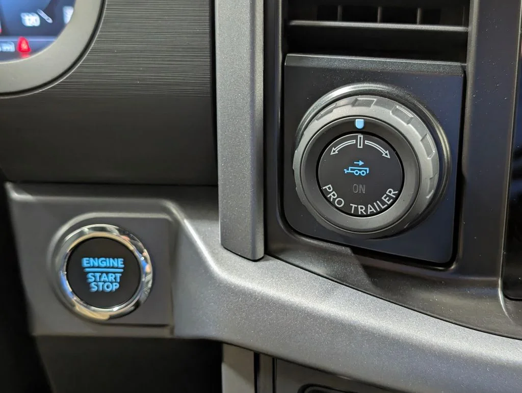 New 2026 Avalanche Ford XLT image 11