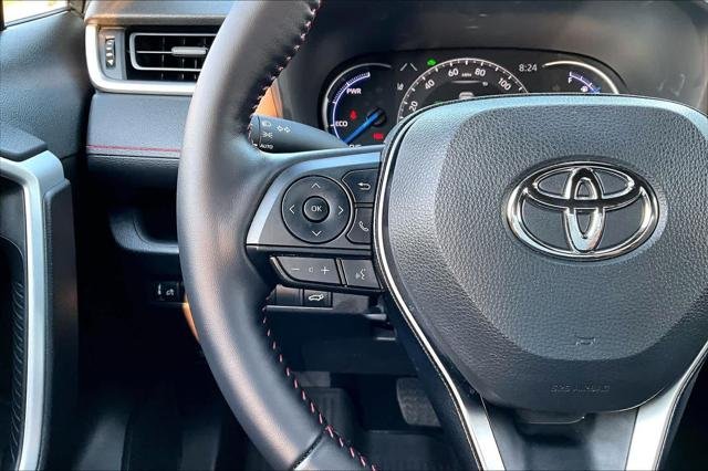 Certified Used 2025 MAGNETIC GRAY MET. Toyota  image 23