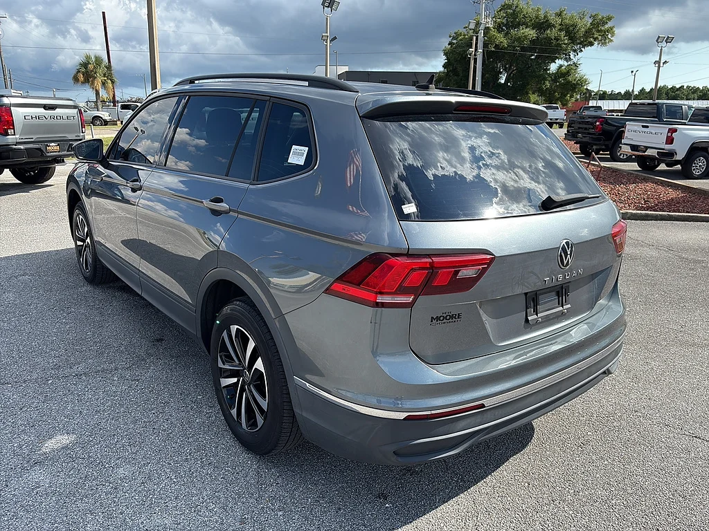 Used 2022 Platinum Gray Metallic Volkswagen 2.0T S FWD image 6