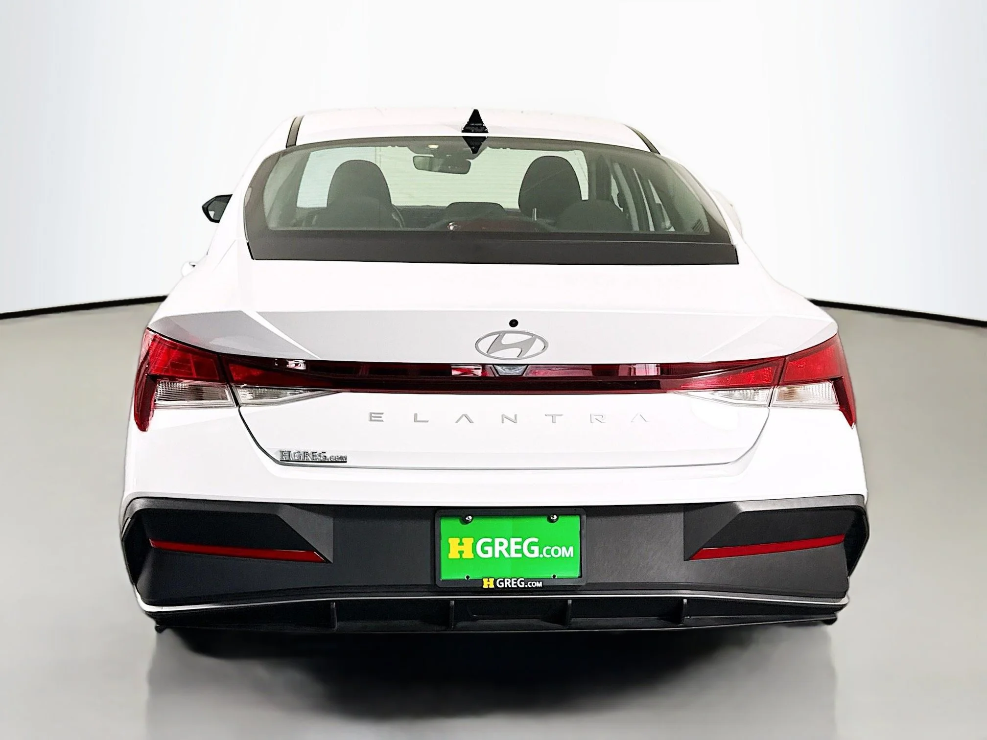 Used 2025 Serenity White Hyundai SE image 6