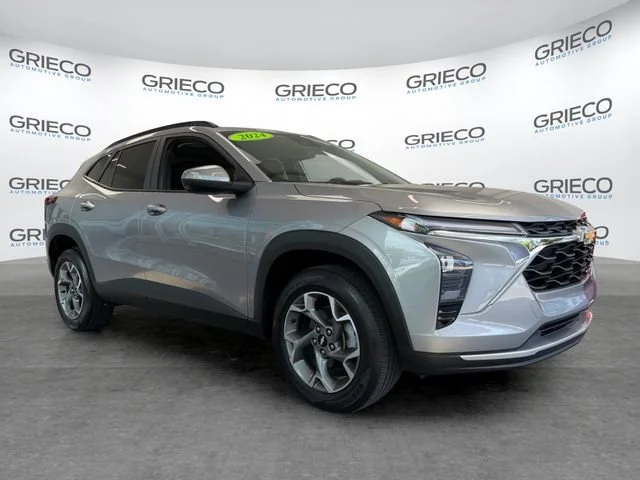 2024 Chevrolet Trax LT's photo