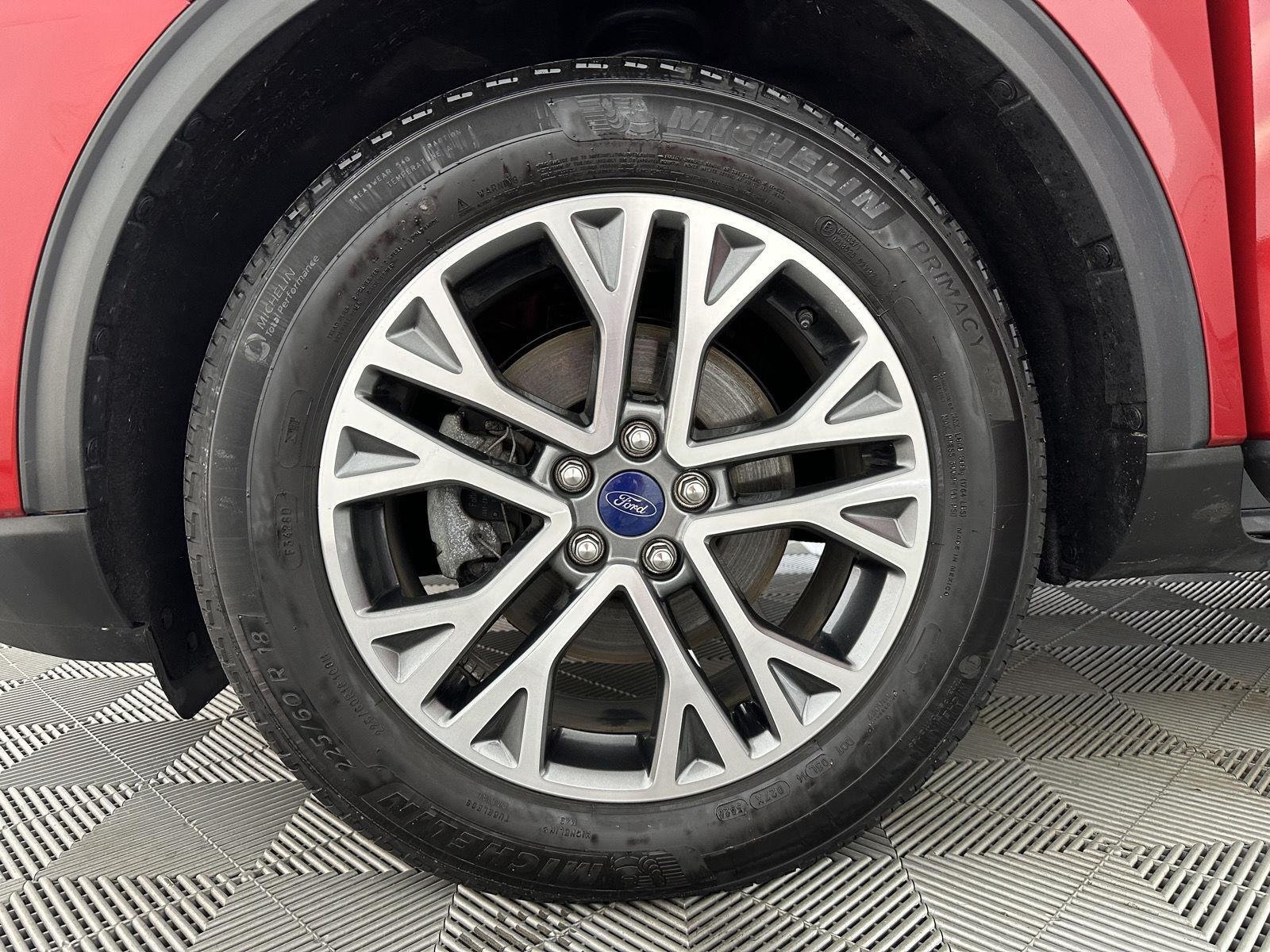 Used 2021 Rapid Red Metallic Tinted Clearcoat Ford SEL image 30