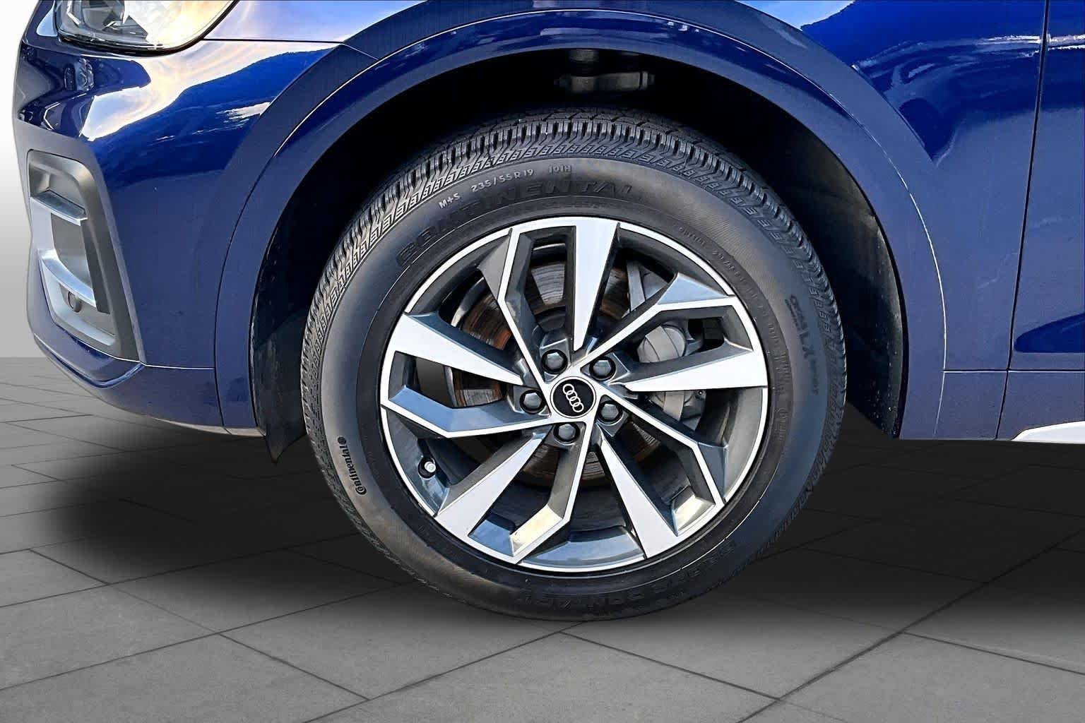 Used 2021 Navarra Blue Metallic Audi Premium Plus image 20