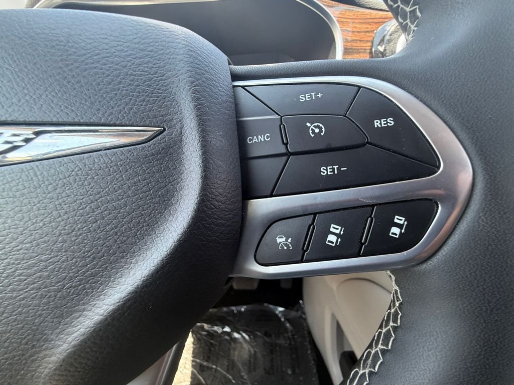 Used 2024 Black Chrysler Limited image 23