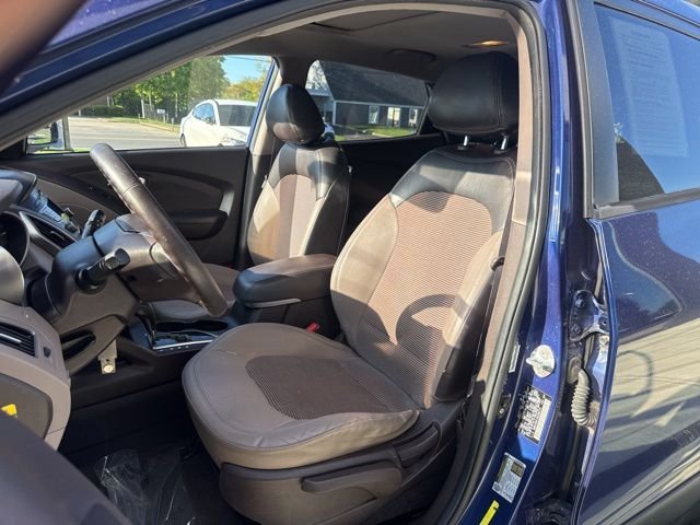 Used 2011 Blue Hyundai GLS image 10