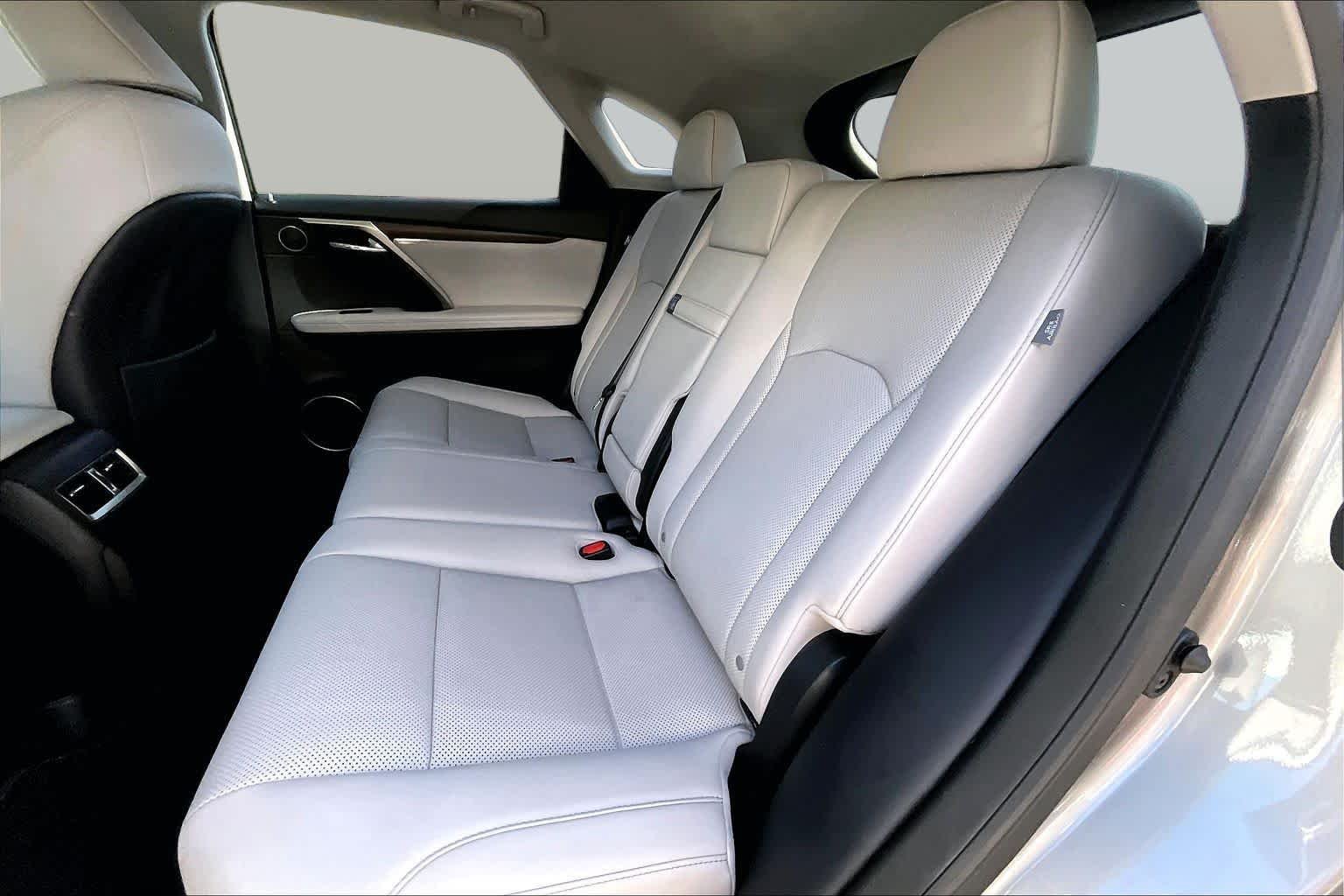 Used 2020 Atomic Silver Lexus  image 21