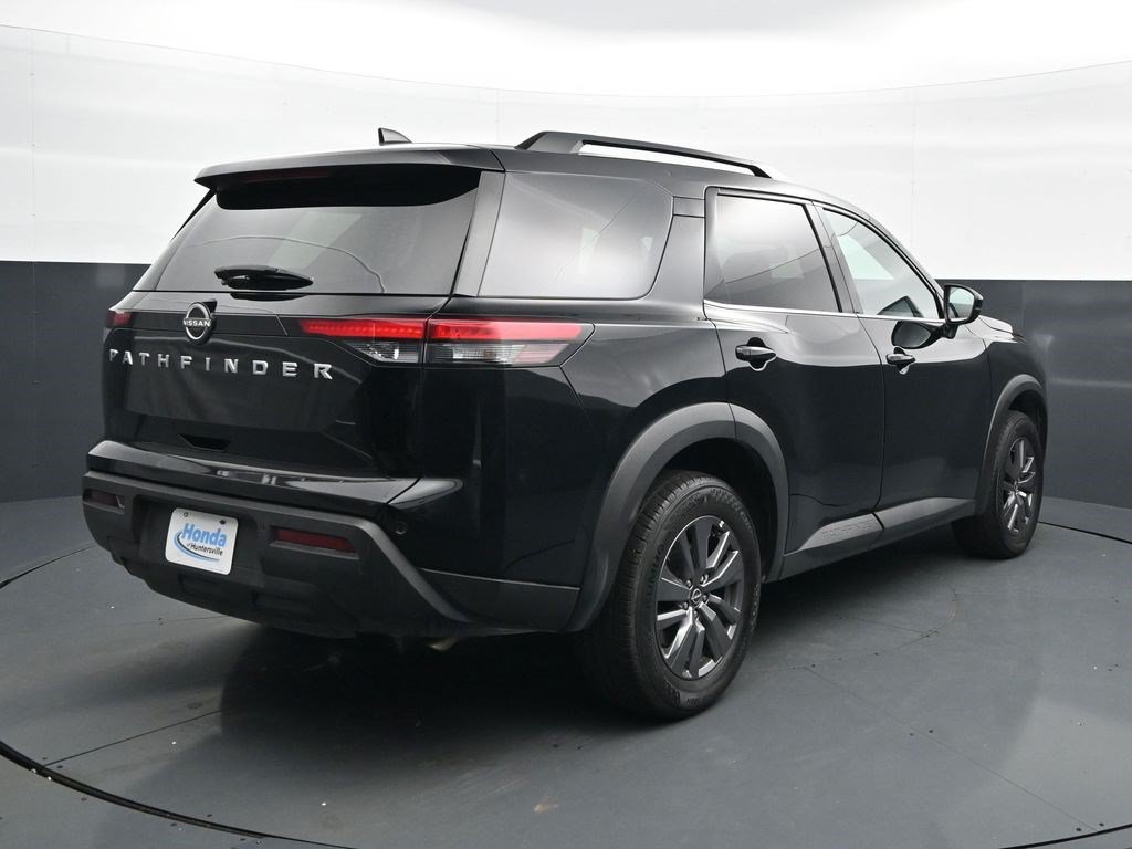 Used 2025 Super Black Nissan SV image 7