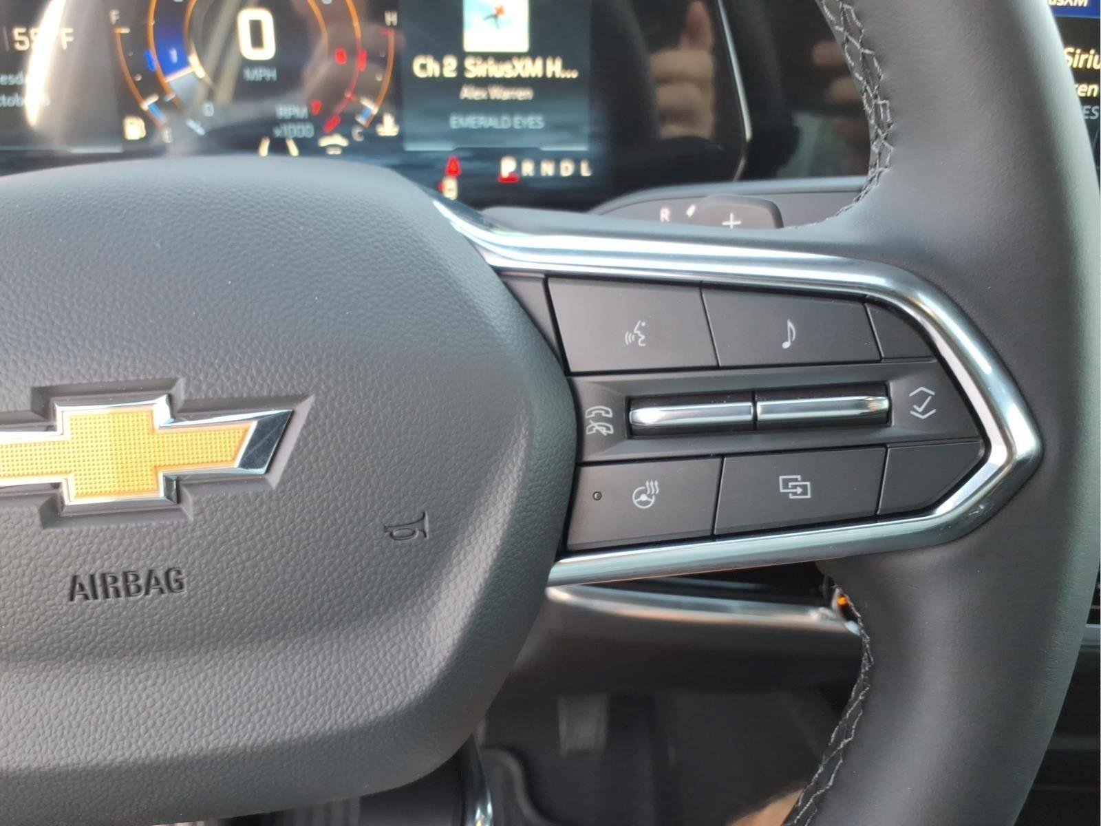 New 2027 Mosaic Black Metallic Chevrolet LT image 20
