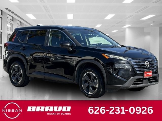 Used 2025 Black Nissan SV image 1