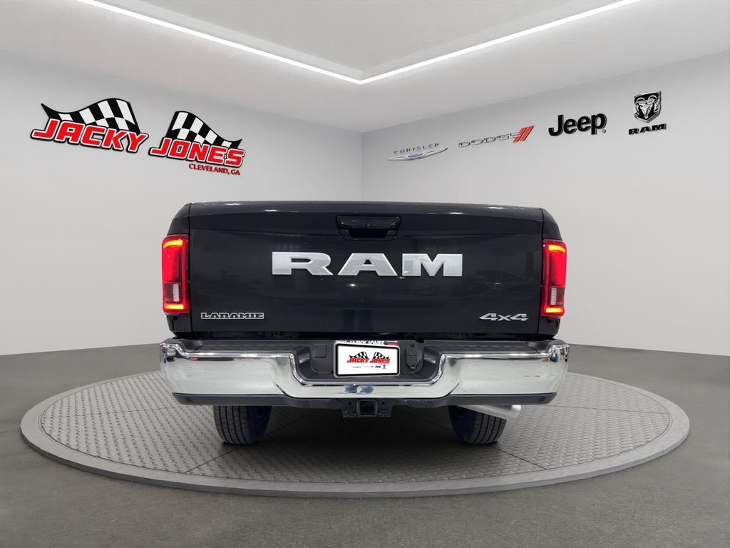 New 2025 Diamond Black Crystal Pearl-Coat Exterior Paint RAM Laramie image 7