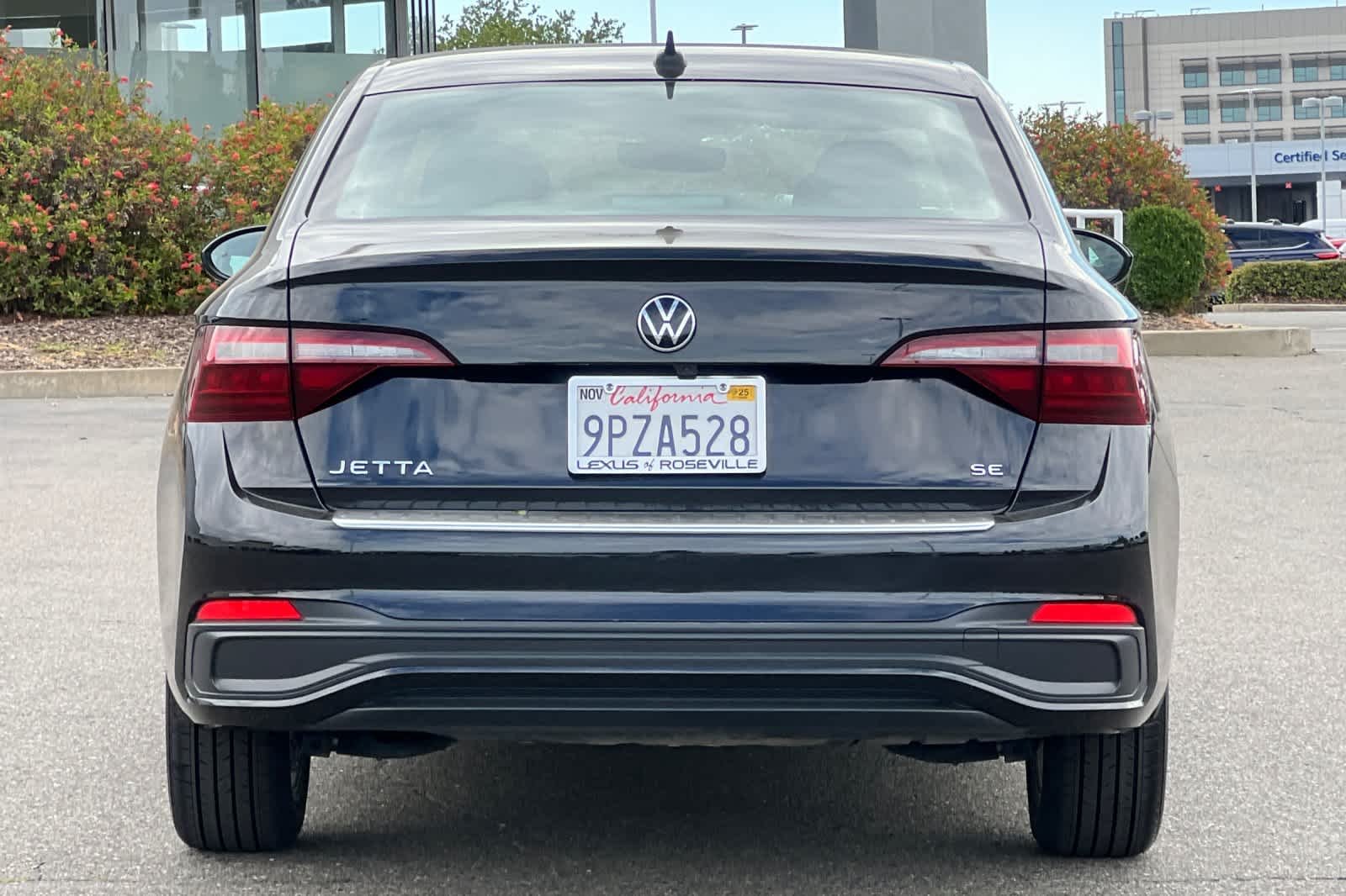Used 2024 Deep Black Pearl Volkswagen SE image 8