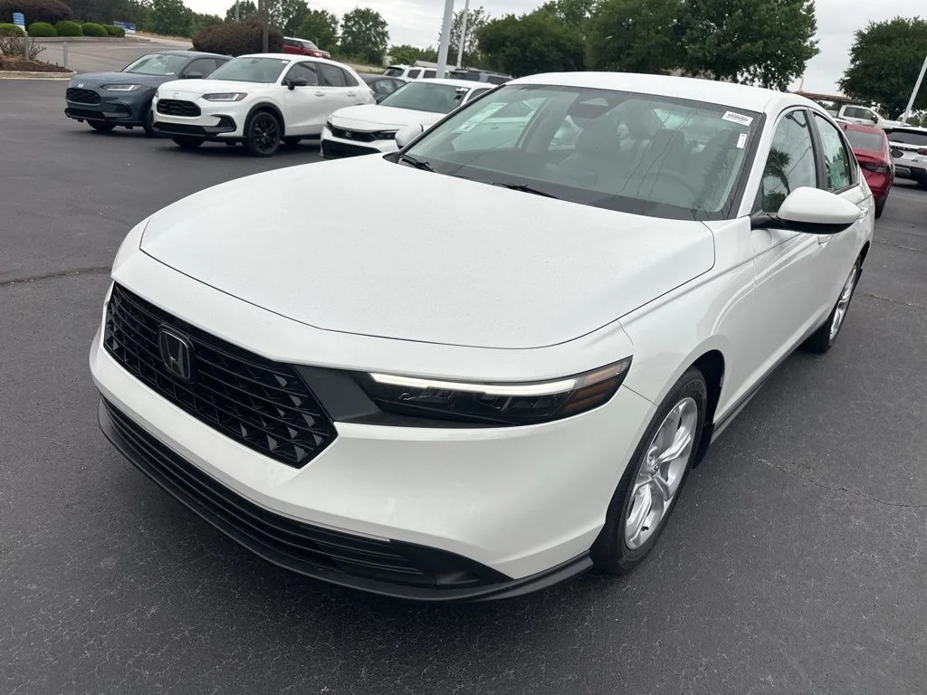 New 2026 Platinum White Pearl Honda LX image 7
