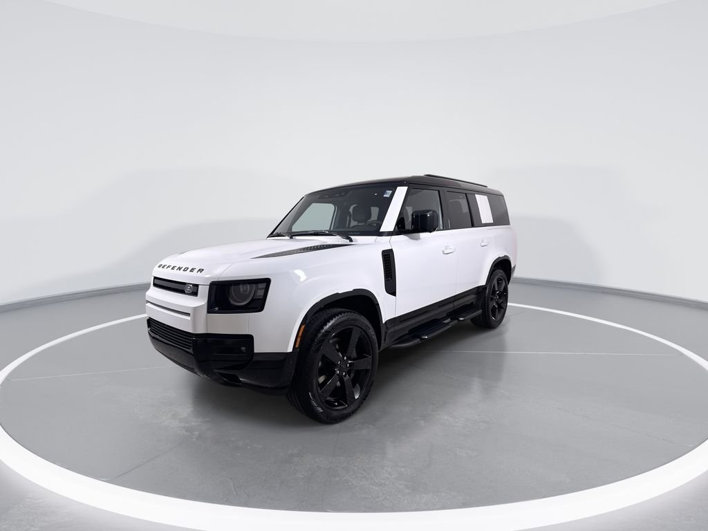 2026 Land Rover Defender X-Dynamic SE - Photo 4