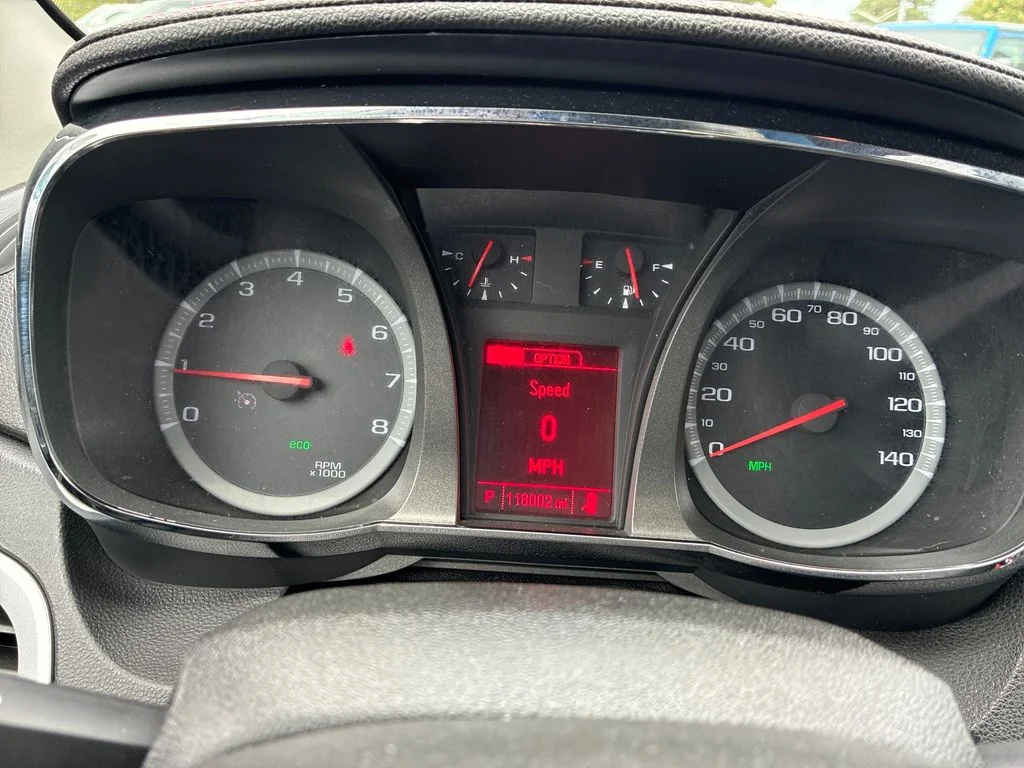 Used 2015 Black GMC SLE-1 image 16
