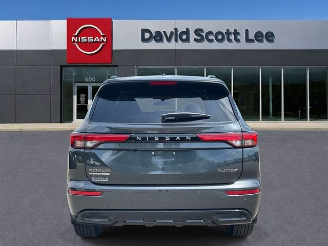 Used 2026 Gray Nissan Platinum image 8