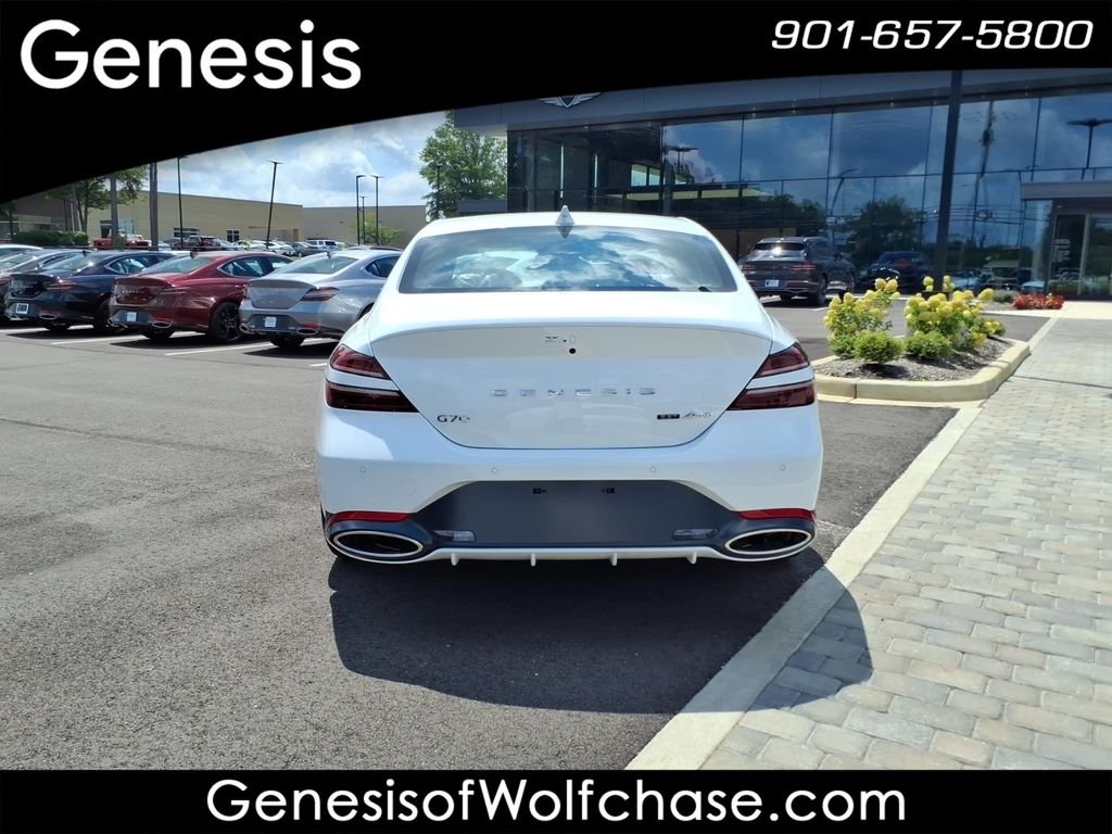 New 2026 White Genesis 3.3T Sport Prestige image 4