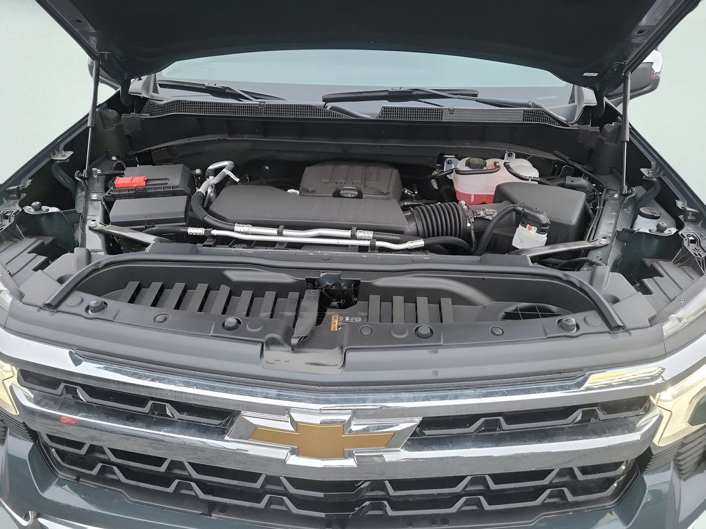 New 2025 Cypress Gray Chevrolet LT (2FL) image 25