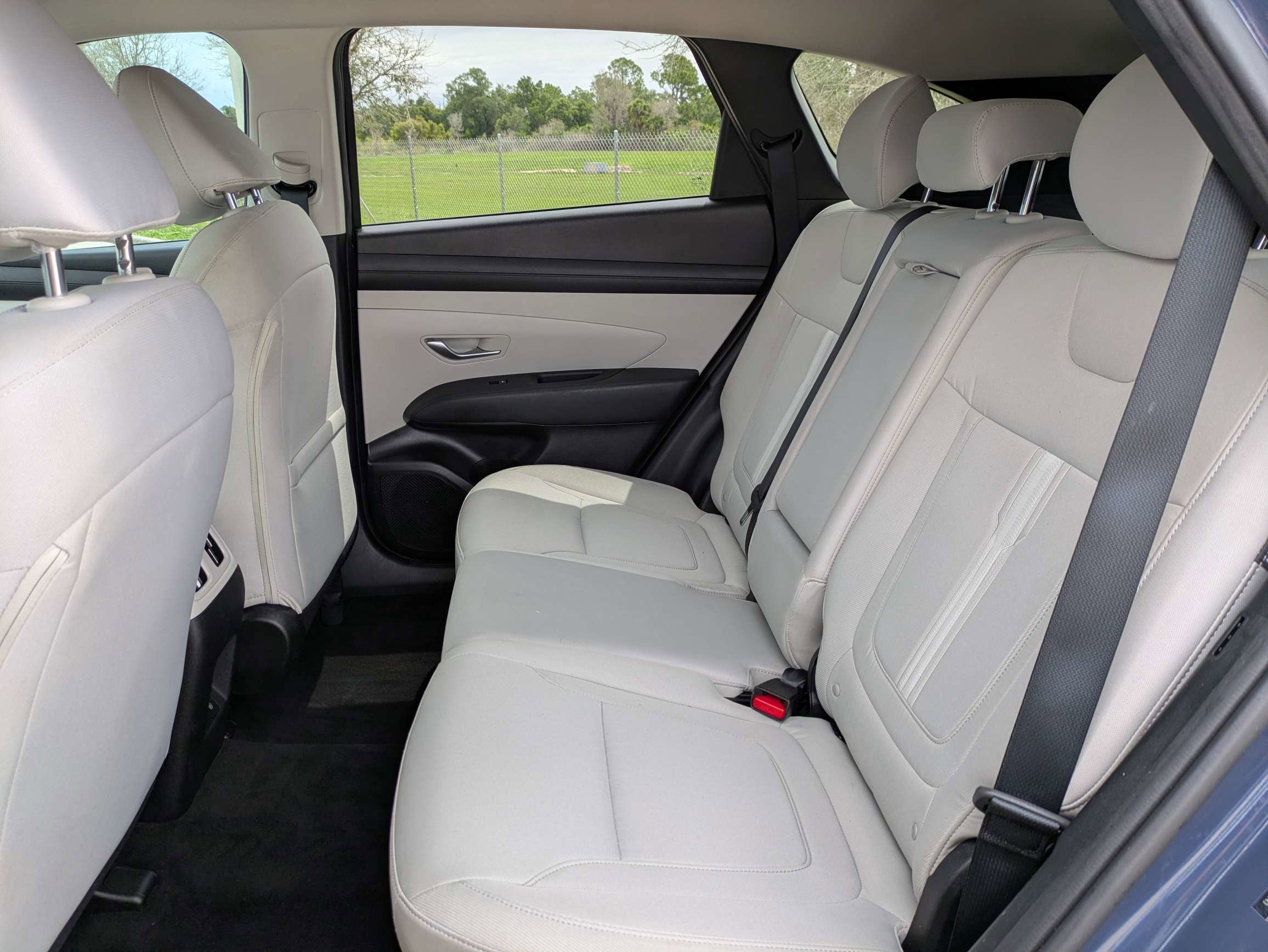 Used 2025 Atlantis Blue Hyundai SEL image 17