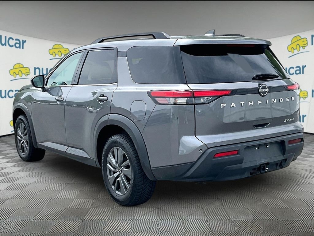 Used 2022 Gun Metallic Nissan SV image 4