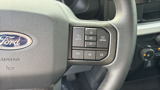 New 2026 Oxford White Ford XL image 15