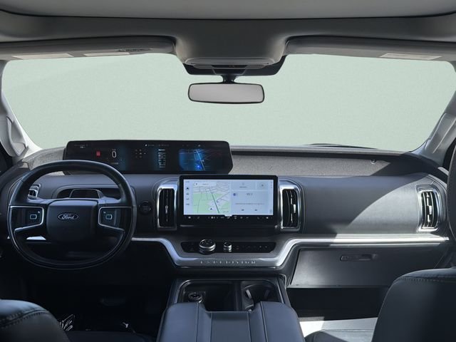Used 2025 Black Ford Platinum image 48